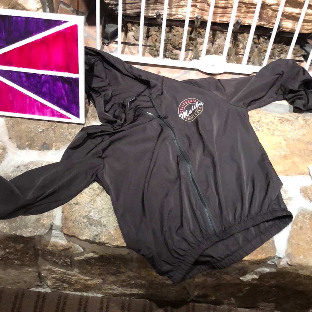 Brandy Melville Windbreaker